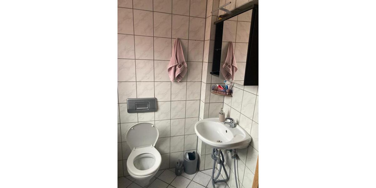 Dachgeschoßwohnung Willebadessen - 3 Zimmer, 78 m&sup2;, 429&euro; | Angebot:27541088