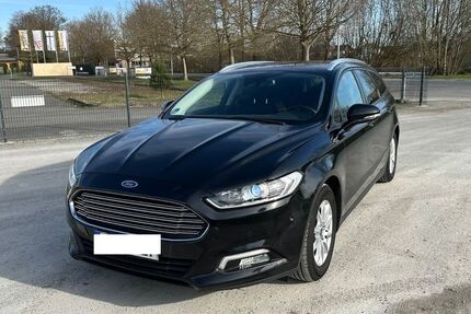 Ford Mondeo 215.000 km 7.500 &euro; Rietberg 33397