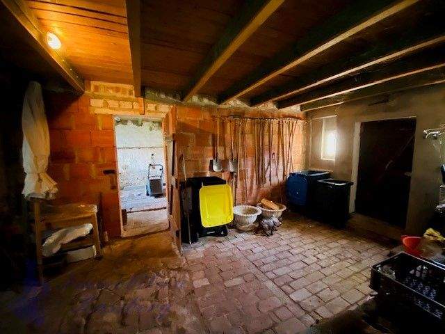 Bauernhaus mit Stall in herrlicher Wohnlage 6 zimmer