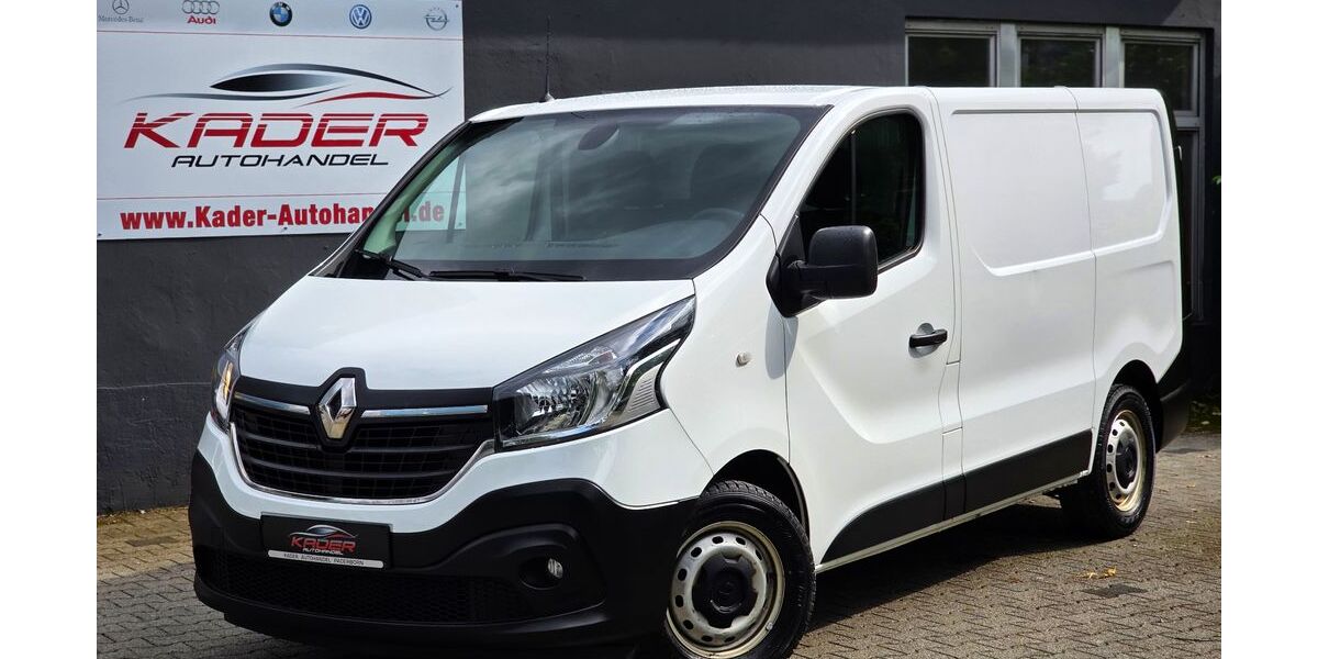 Renault Trafic 144.000 km 13.490 &euro; Paderborn 33104