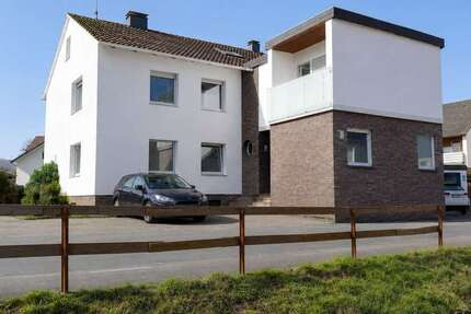 Haus Willebadessen - 15 Zimmer, 330 m&sup2;, 550.000&euro; | Angebot:27104484