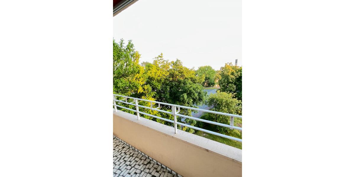 Etagenwohnung Bielefeld Sennestadt - 3 Zimmer, 90 m&sup2;, 1.490&euro; | Angebot:26615593