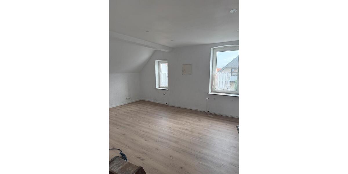 Etagenwohnung Detmold Hakedahl - 3.5 Zimmer, 110 m&sup2;, 950&euro; | Angebot:26615600