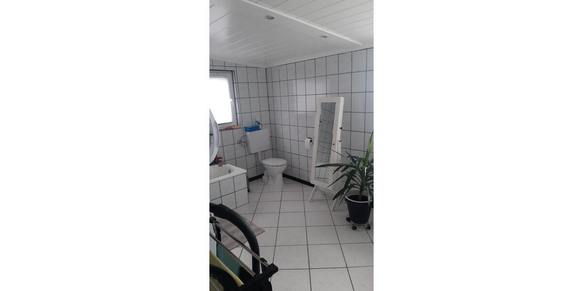 Etagenwohnung Detmold Hiddesen - 1 Zimmer, 60 m&sup2;, 600&euro; | Angebot:26262936