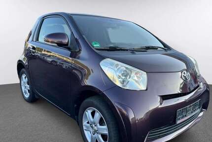 Toyota iQ