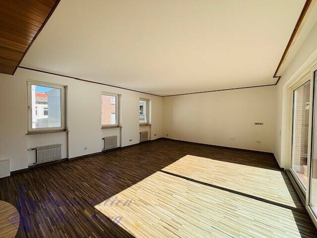 Großzügige Stadtwohnung mit Balkonterrasse 5 zimmer