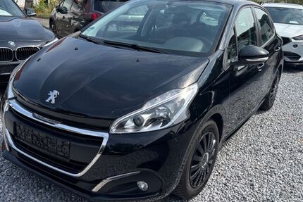 Peugeot 208 124.315 km 5.690 &euro; Paderborn 33104