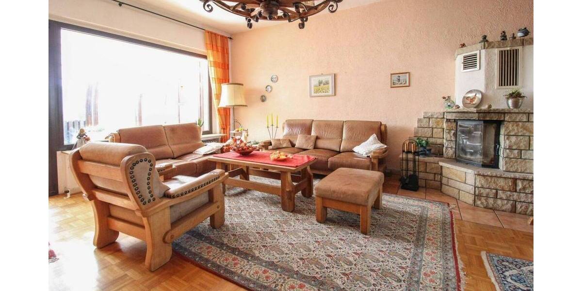 NEUER PREIS! Zentrales Wohn- & Geschäftshaus in Brakel - Garten, Carport, Fassade & Heizung 2022 Neu 1 zimmer