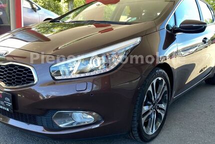 Kia ceed / Ceed 160.000 km 6.990 &euro; Oerlinghausen 33813