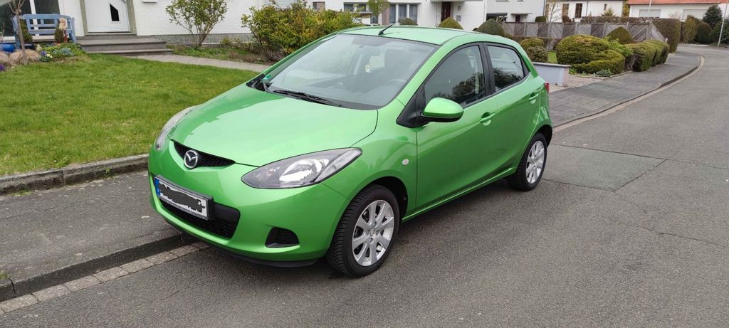 Mazda 2 95.190 km 4.900 &euro; Paderborn 33098