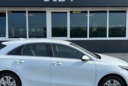 Kia ceed / Ceed 4.500 km 21.490 &euro; Paderborn 33100