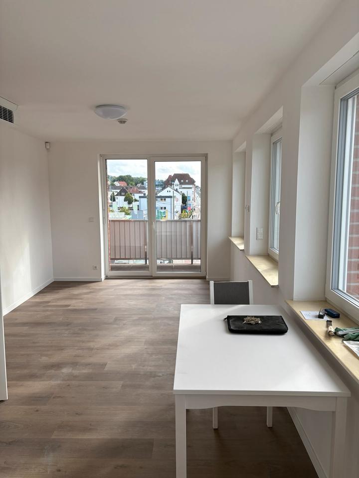 1 Zimmer-Appartement mit eigenem Balkon, Möbliert. Nähe UniBethe zimmer