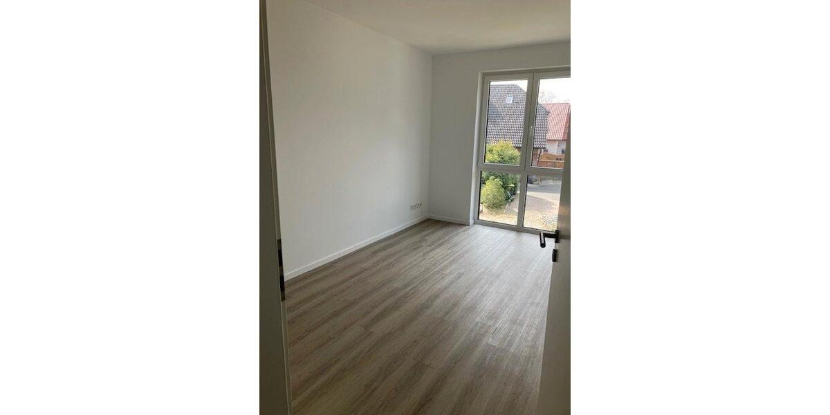 Reihenhaus Schloß Holte-Stukenbrock Stukenbrock - 5.5 Zimmer, 166 m&sup2;, 1.920&euro; | Angebot:26604364