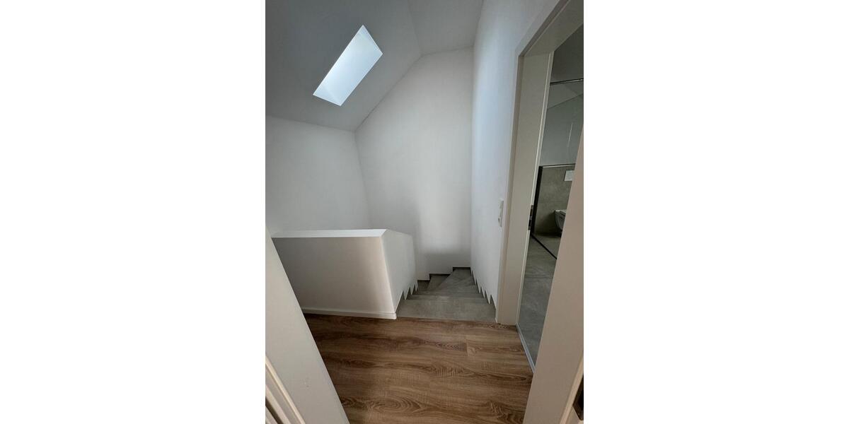 Doppelhaushälfte Bielefeld Sennestadt - 5 Zimmer, 165 m&sup2;, 1.680&euro; | Angebot:25358170