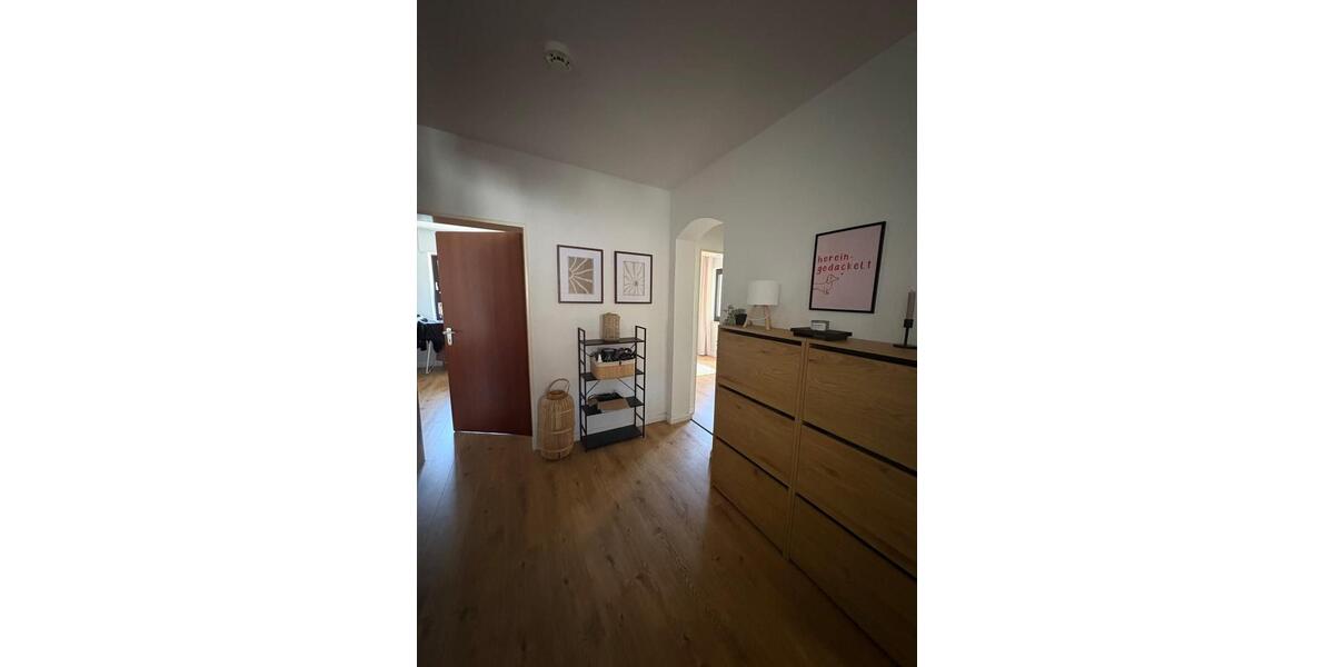 Etagenwohnung Bad Lippspringe - 3 Zimmer, 80 m&sup2;, 600&euro; | Angebot:26414714