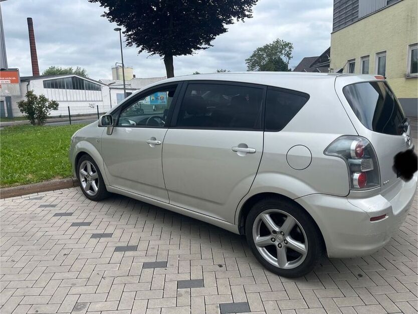 Corolla Verso