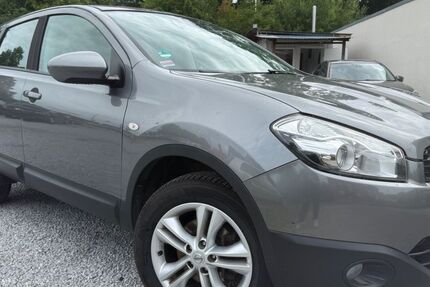 Nissan Qashqai 258.960 km 3.899 &euro; Paderborn 33106