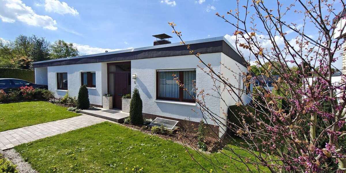 Einfamilienhaus Paderborn Neuenbeken - 5.5 Zimmer, 167 m&sup2;, 620.000&euro; | Angebot:26242584