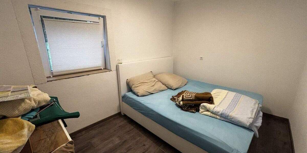 Einfamilienhaus Lichtenau Holtheim - 6 Zimmer, 182 m&sup2;, 249.000&euro; | Angebot:25665641