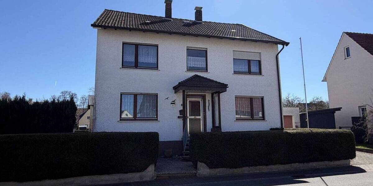 Einfamilienhaus Willebadessen - 5 Zimmer, 140 m&sup2;, 199.000&euro; | Angebot:26724091