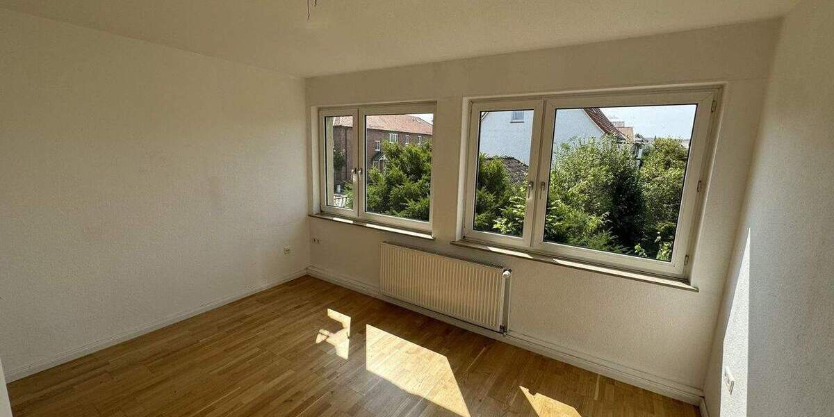 Etagenwohnung Detmold Innenstadt - 4 Zimmer, 85 m&sup2;, 795&euro; | Angebot:25532850