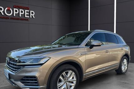 VW Touareg 76.500 km 41.790 &euro; Paderborn 33104