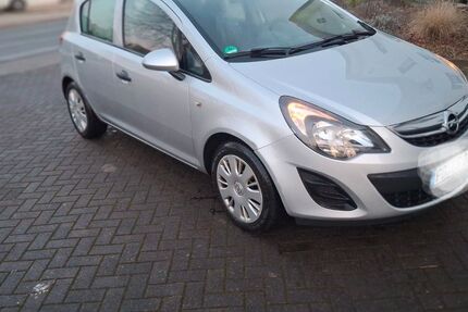 Opel Corsa 113.800 km 3.300 &euro; Bad Wünnenberg 33181