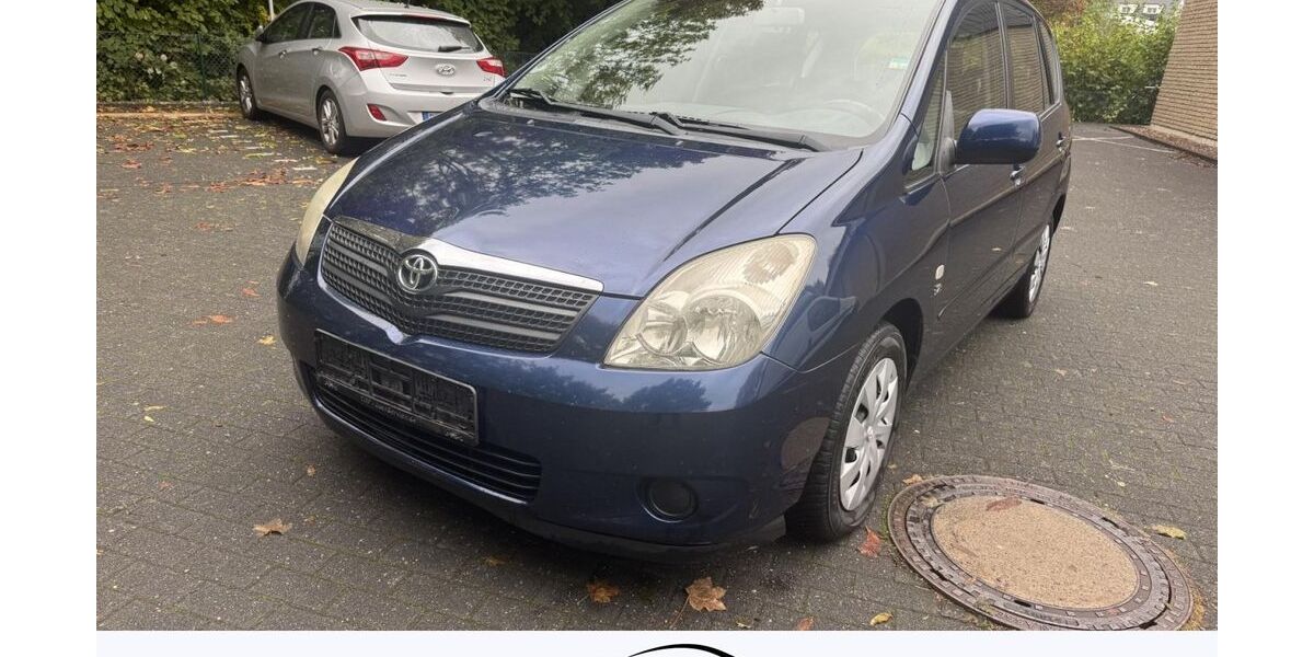 Toyota Corolla Verso 273.000 km 999 € Paderborn 33100
