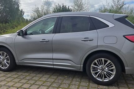 Ford Kuga 70.000 km 17.500 &euro; Detmold 32760