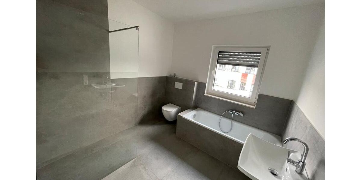 Reihenhaus Bad Driburg - 5 Zimmer, 145 m&sup2;, 1.300&euro; | Angebot:26591873