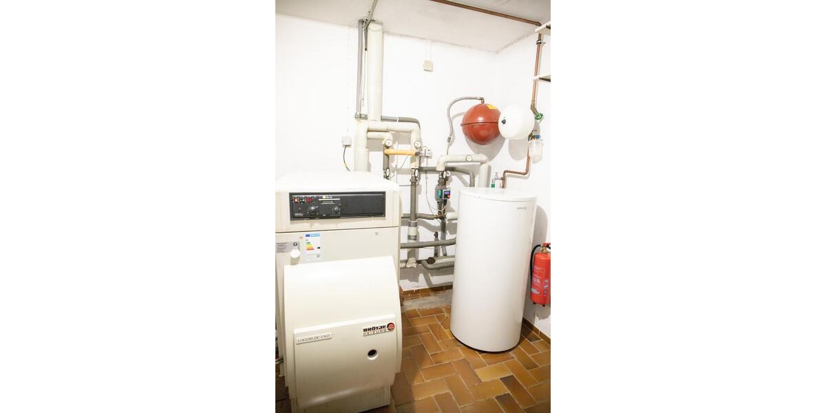 Einfamilienhaus Schloß Holte-Stukenbrock Stukenbrock - 10 Zimmer, 290 m&sup2;, 595.000&euro; | Angebot:26272206