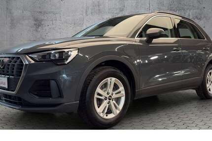 Audi Q3 93.400 km 24.750 &euro; Paderborn 33100