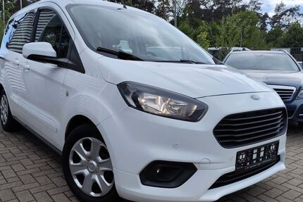 Ford Tourneo Courier 146.014 km 6.450 &euro; Schlangen 33189