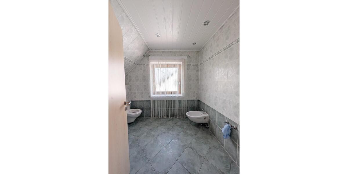 Einfamilienhaus Steinheim - 5 Zimmer, 100 m&sup2;, 300.000&euro; | Angebot:26709537