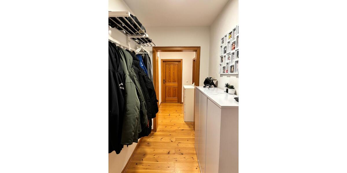 Dachgeschoßwohnung Rietberg - 3 Zimmer, 100 m&sup2;, 900&euro; | Angebot:26416904