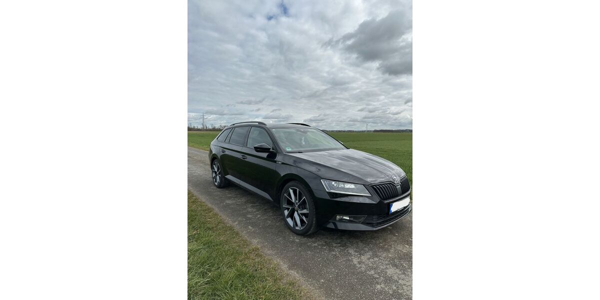 Skoda Superb 112.000 km 22.300 &euro; Salzkotten 33154
