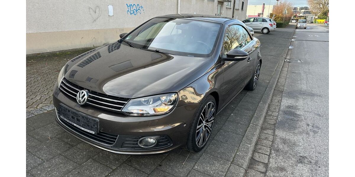 VW Eos 158.000 km 8.499 € Paderborn 33100