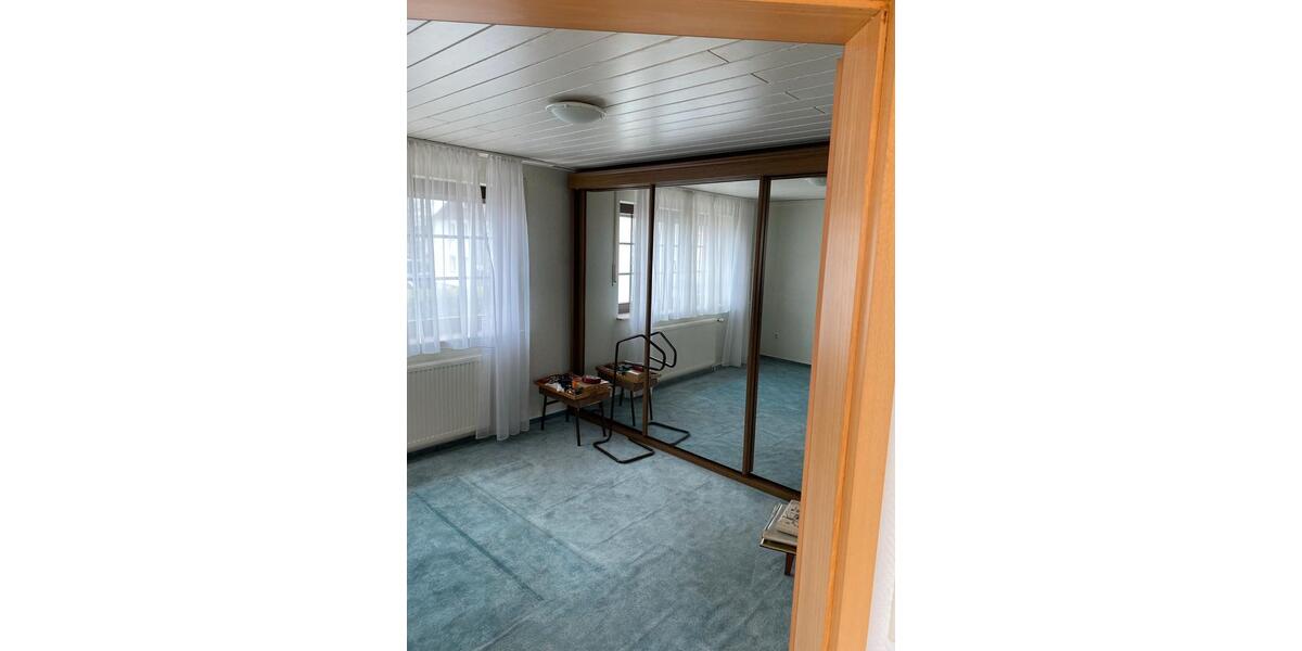Reihenhaus Bad Lippspringe - 5 Zimmer, 100 m&sup2;, 850&euro; | Angebot:26677613