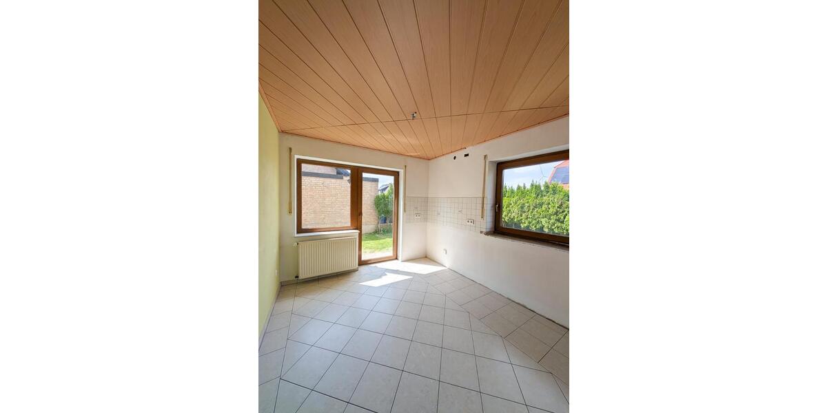 Einfamilienhaus Steinheim - 5 Zimmer, 100 m&sup2;, 300.000&euro; | Angebot:26709537