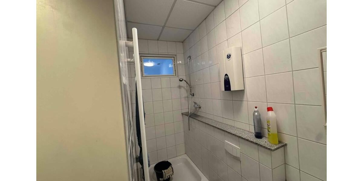 PB-Sennelager, 60 m2, EG - 3 ZK, umgebautes Ladenlokal 3 zimmer