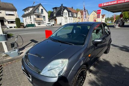 Ford Fiesta 144.795 km 4.100 &euro; Lippstadt 59555