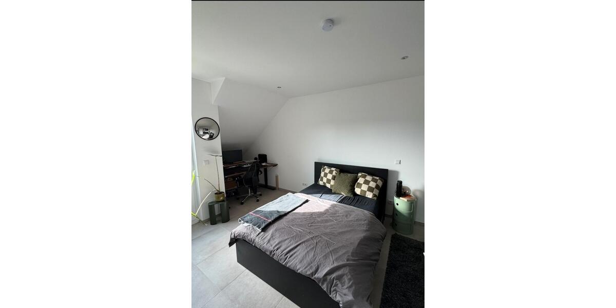 Dachgeschoßwohnung Paderborn Univiertel - 3 Zimmer, 85 m&sup2;, 960&euro; | Angebot:25399977