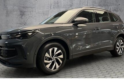 VW Tiguan 25.100 km 36.470 € Paderborn 33100