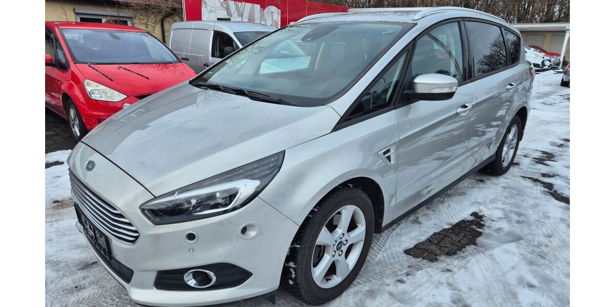 Ford S-Max 87.000 km 14.990 &euro; Detmold 32756