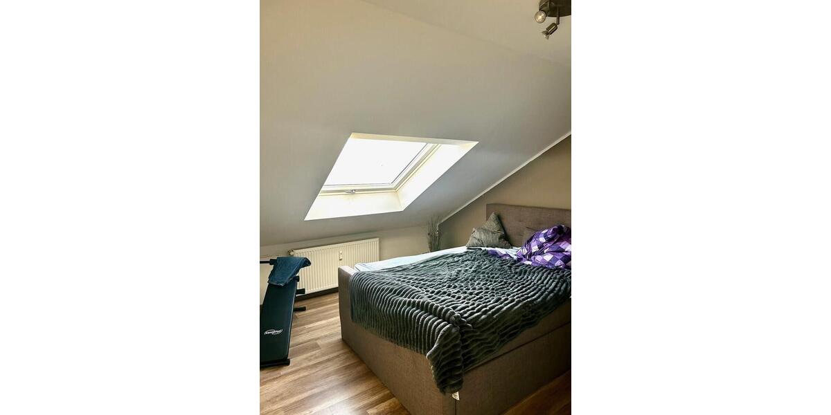 Dachgeschoßwohnung Detmold Hakedahl - 2.5 Zimmer, 71 m&sup2;, 189.000&euro; | Angebot:26877405