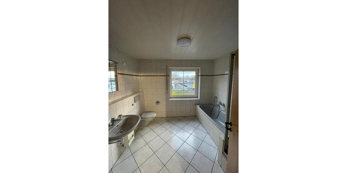 Dachgeschoßwohnung Paderborn Neuenbeken - 2 Zimmer, 64 m&sup2;, 214.000&euro; | Angebot:27630571