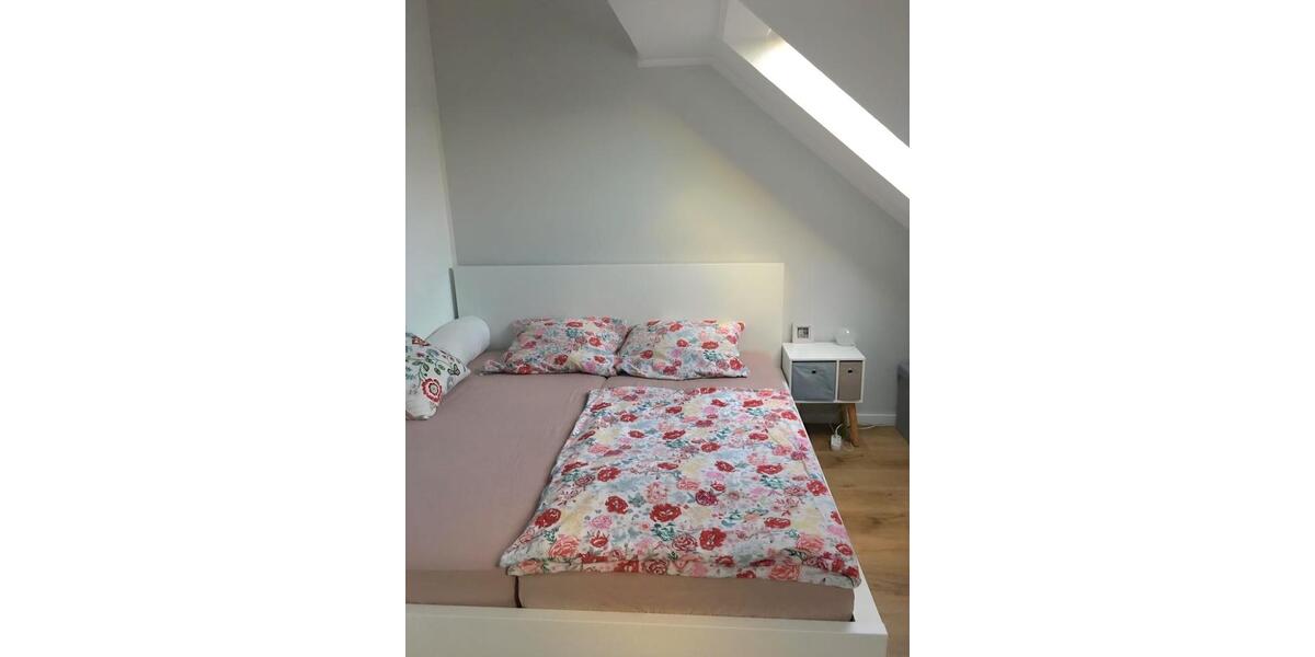 Dachgeschoßwohnung Paderborn - 2 Zimmer, 50 m&sup2;, 650&euro; | Angebot:26316166