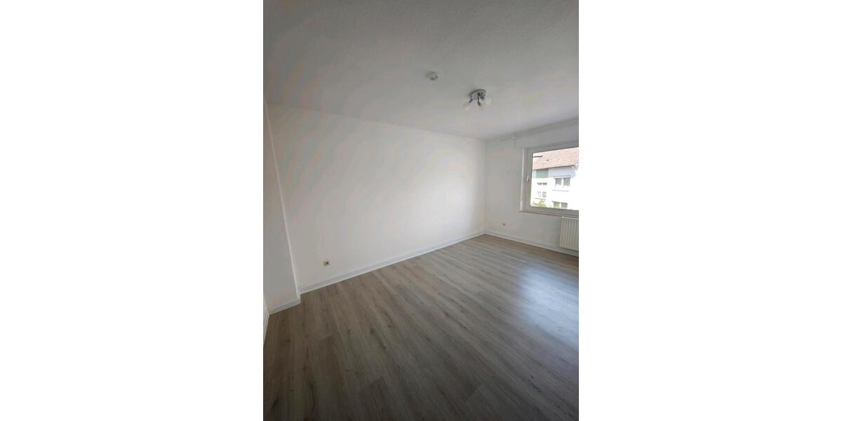 Etagenwohnung Lippstadt - 3 Zimmer, 84 m&sup2;, 830&euro; | Angebot:26678008