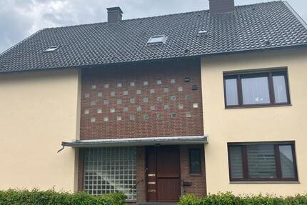 Haus Horn-Bad Meinberg Bad Meinberg - 8 Zimmer, 295 m&sup2;, 475.000&euro; | Angebot:27531711
