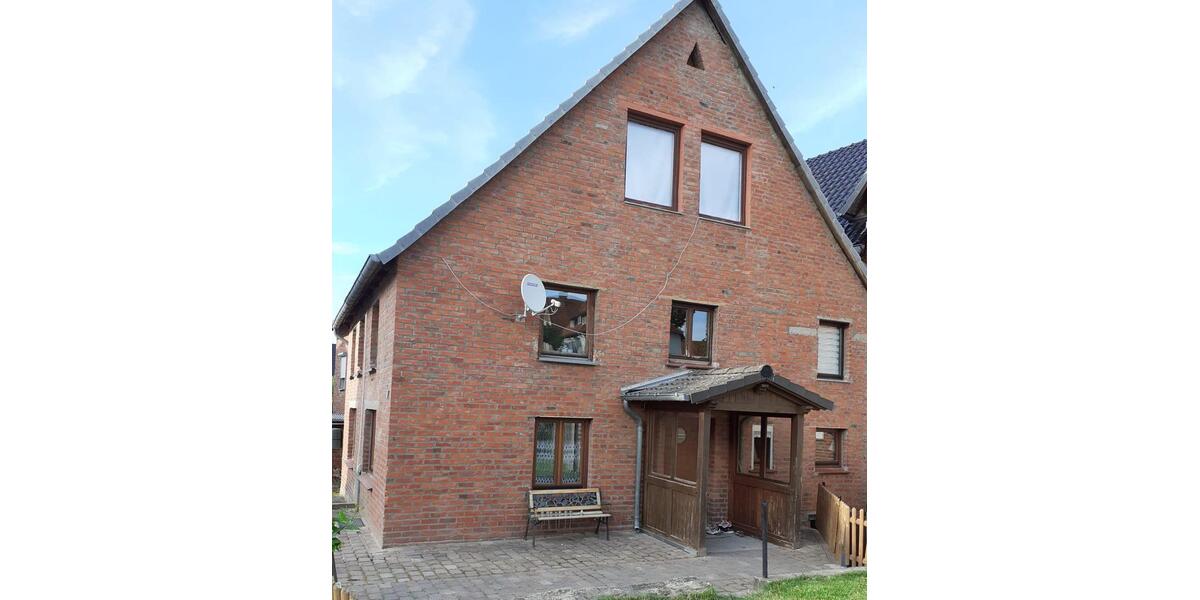 Einfamilienhaus Nieheim - 5 Zimmer, 175 m&sup2;, 220.000&euro; | Angebot:27168581